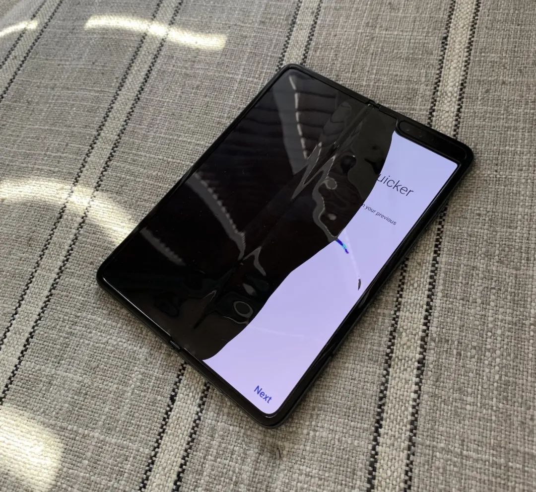 iPhone Fold 生产线上线,即将投产!