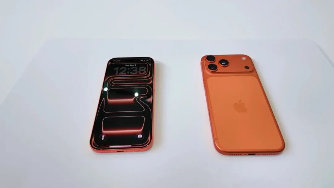 iPhone17ProMax直接上手:机身质感把果粉整不会了!