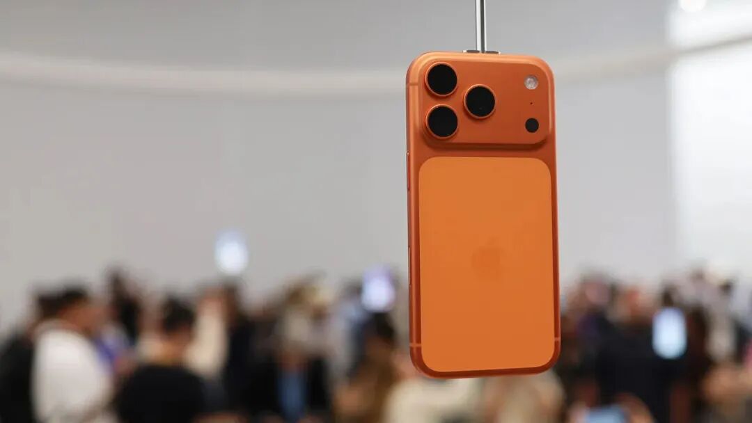 iPhone17ProMax直接上手:机身质感把果粉整不会了!