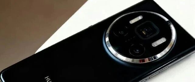 华为 Mate 80 外观首曝，正式入网！
