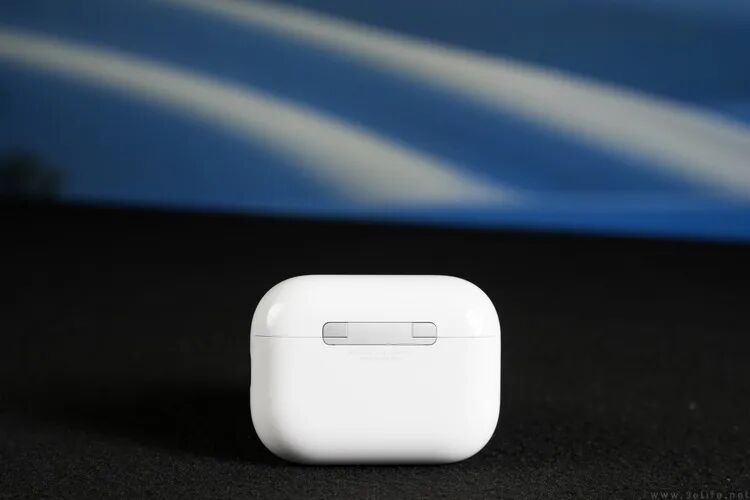 苹果AirPods Pro 3详测：佩戴更稳，降噪依然无敌