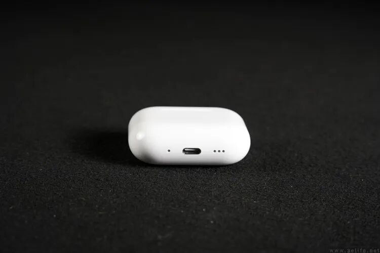 苹果AirPods Pro 3详测：佩戴更稳，降噪依然无敌