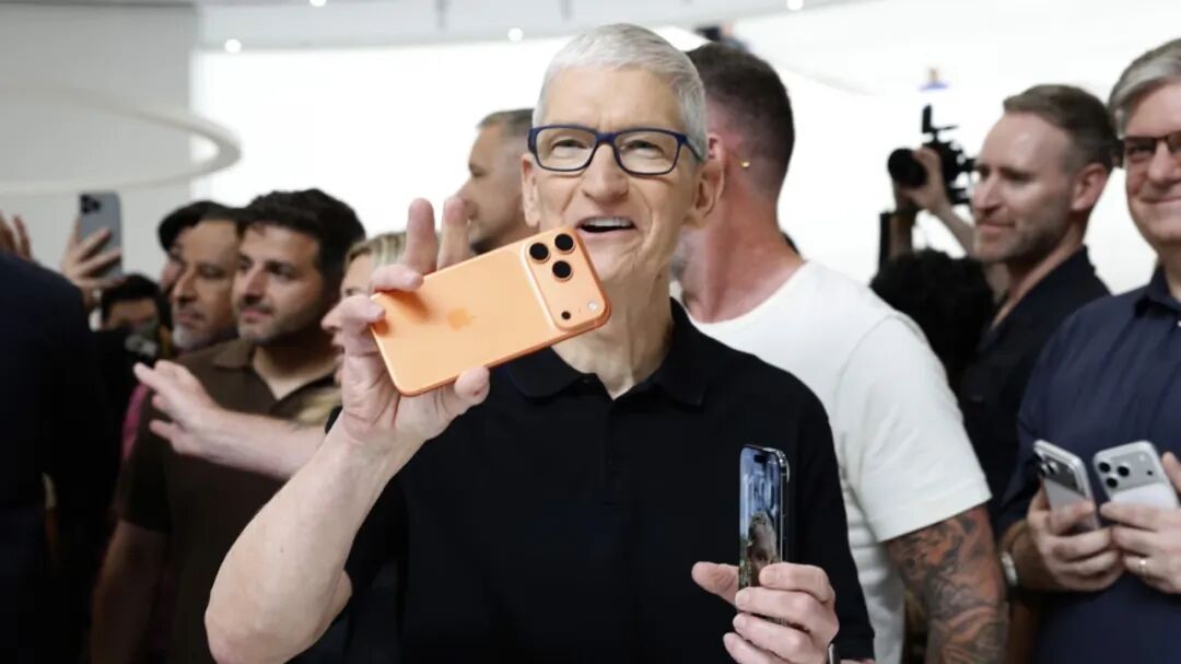 苹果今天爆出的这个大瓜,太炸裂了